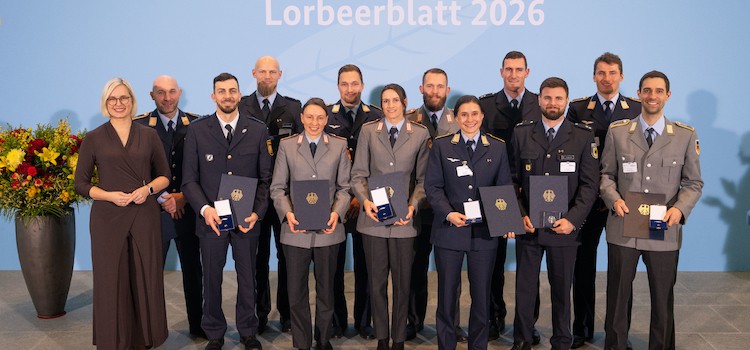 Silbernes Lorbeerblatt