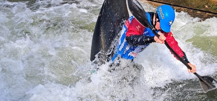 Deutsche Meisterschaft im Kanu-Freestyle: 16-jähriger Lukas Ramsayer erzielt höchste Tagespunktzahl