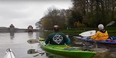 Per Paddelboot durch Leipzigs Westen