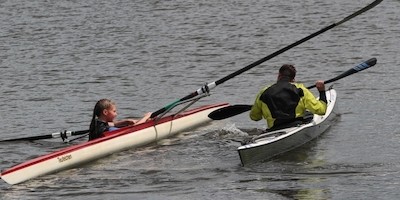 Sicher ist sicher: Kanuten und Ruderer lernen, Gefahren vorzubeugen und zu begegnen