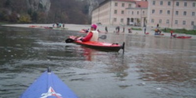 31. Agnes Bernauer-Gedächtnisfahrt lockt wieder über 100 Paddler auf die Donau