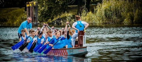 Teilnehmerrekord beim Drachenboot Schülercup 2015
