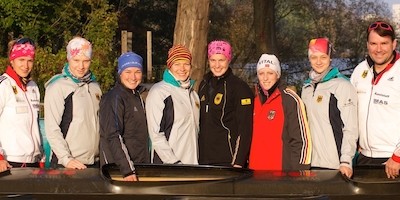 Kajak-Damen setzen gemeinsam Trainingsmaßstäbe