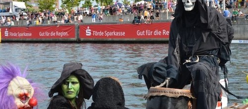 Rekordbeteiligung beim Kieler Drachenbootrennen