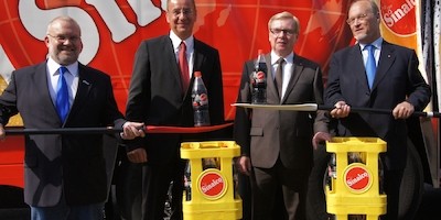 16.000 Mahlzeiten und 30.000 Liter Getränke stärken die Paddler für den Kampf um Gold