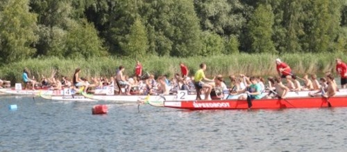 „Wir trotzen der Flut!“ - 13. Schulmeisterschaften im Drachenbootsport