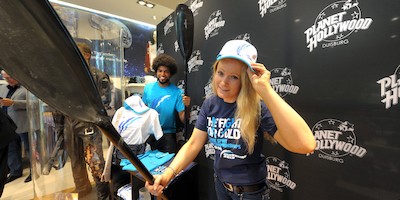 WM-Fans erstrahlen in weiß und blau