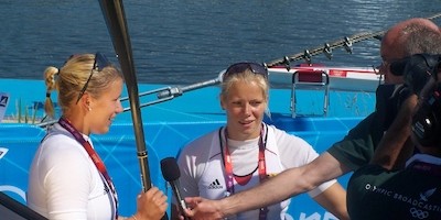 Goldwelle trägt den Canadier- und den Damen-Zweier zum Olympia-Triumph