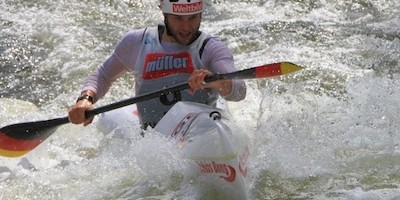 Nordic Canoeing im Nordschwarzwald – Kanuten sitzen auf dem Trockenen