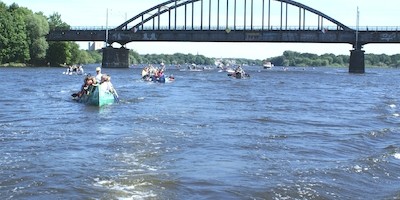 Himmelfahrtspaddeln in Potsdam mit britischen Kanufans