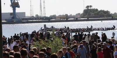 Rostock fand schnellste Drachenboot-Schülerteams