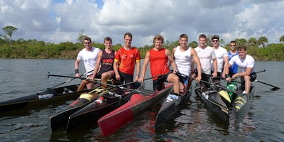 Rennsport-Asse werden zum "Rowing-Team" und Nervenkitzel mit Alligatoren