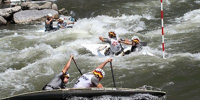 Je zweimal WM-Gold und -Silber für Slalom-Junioren