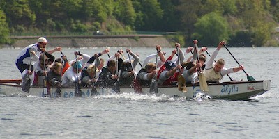 Drachenboot Nationalmannschaft trainiert auf dem Edersee