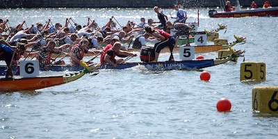 Drachenbootspektakel in Hannover