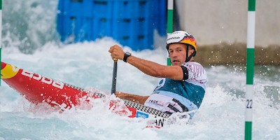 Franz Anton holt WM-Gold im Einercanadier.  
