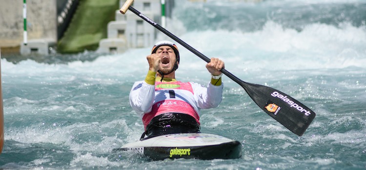 Gold und Silber beim Weltcup-Auftakt